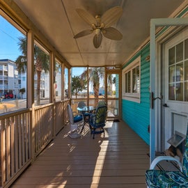 Screened in Front Porch