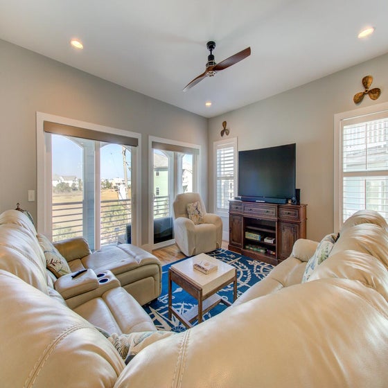 Carolina Beach North Living Room